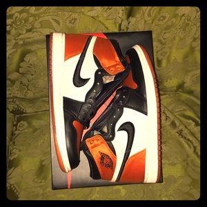 Air Jordan Satin Shattered Back Board 8.5W/7.5M